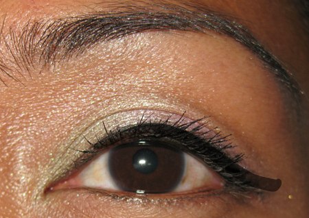 eye makeup tutorial. Under eyes: Bobbi Brown