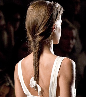 How To Braid Hair For a Date