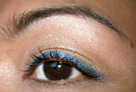 liner makeup. keep the liner simple (a