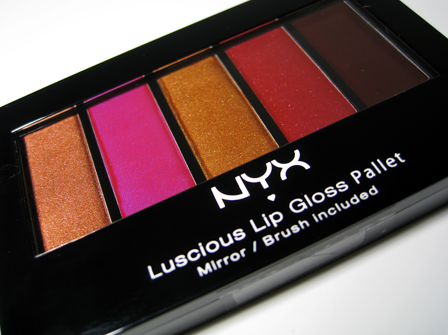 Daily Beauty -NYX Luscious Lip Gloss Palette in Dance in Africa