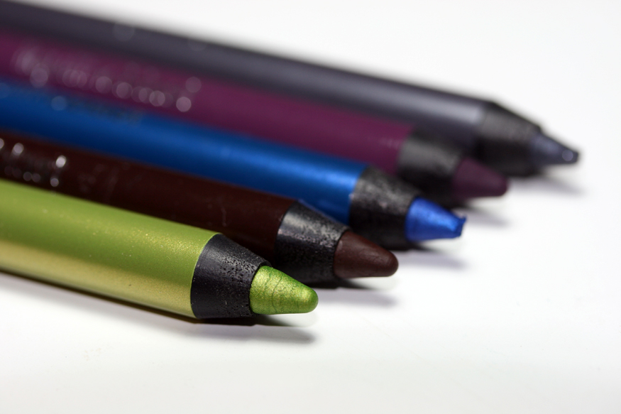 Daily Beauty -CoverGirl Liquiline Blast Eyeliner