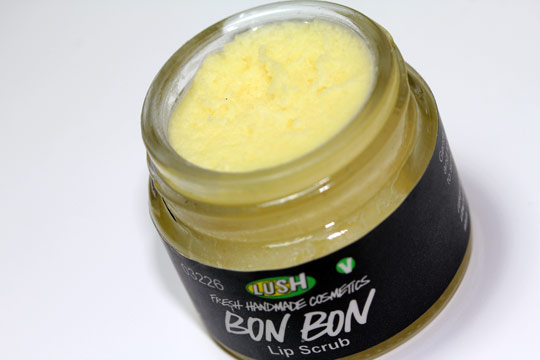 Lush Bon Bon Lip Scrub open