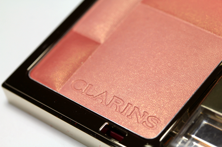 clarins-neo-pastels-soft-peach.jpg