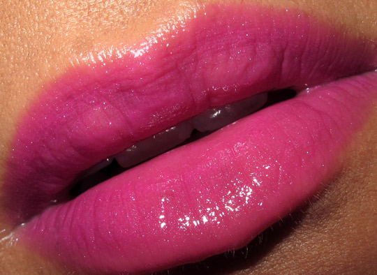 mac wonder woman 9 Spitfire lipstick athenas kiss lipglass