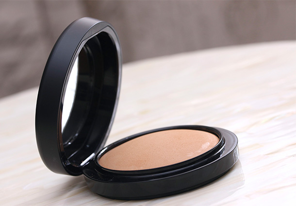 Product Shout-Out: MAC Mineralize Skinfinish Natural Powder