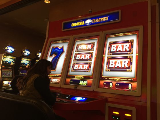 Is this slot machine big enough?