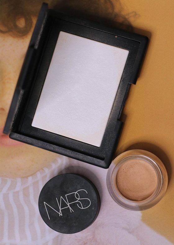 Set Your Concealer With Powder LIKE RIGHT NOW