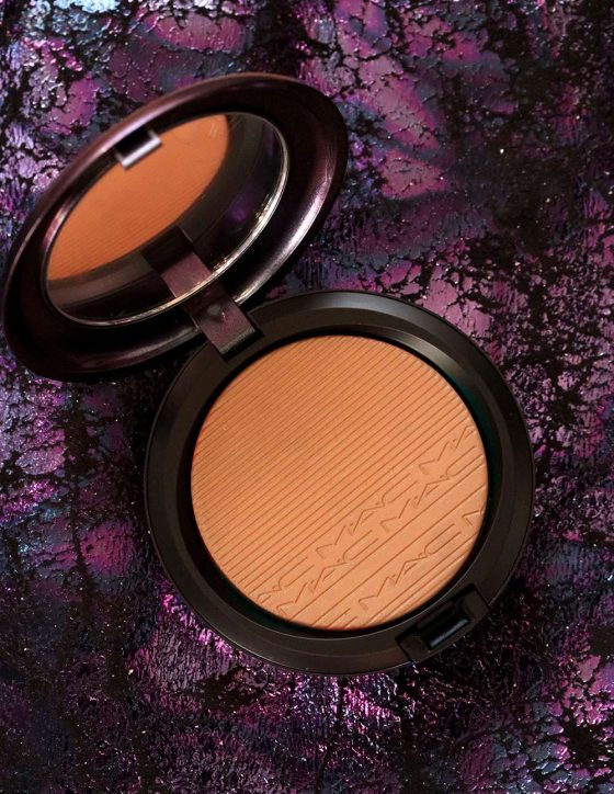MAC Mirage Noir Collection Extra Dimension Bronzing Powder in Delphic and Face and Body Foundation in Light Pearl
