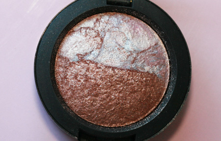 mac-cosmetics-love-connection-mineralize-eyes-shadow