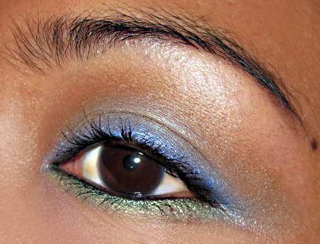 cargo tahiti palette eye closeup