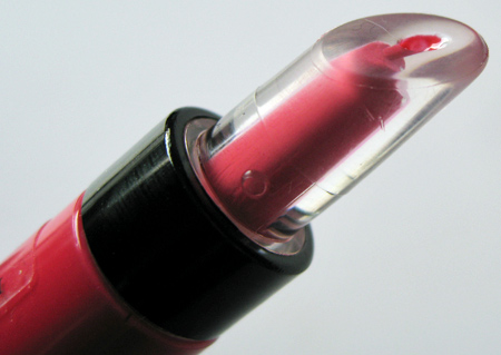 illamasqua makeup reviews intense lipgloss closeup