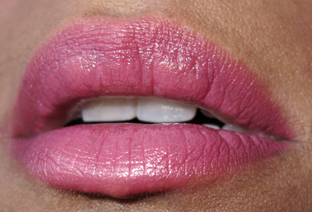 urban decay fall 2009 paranoid with naked lip swatch final