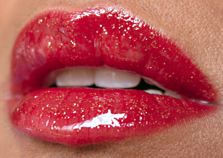 mac-in-high-def-resolutely-red-with-clear-gloss-and-gold-glitter