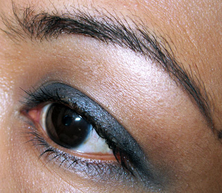 Sally Hansen Natural Beauty Perfect Smokey Eyes 2
