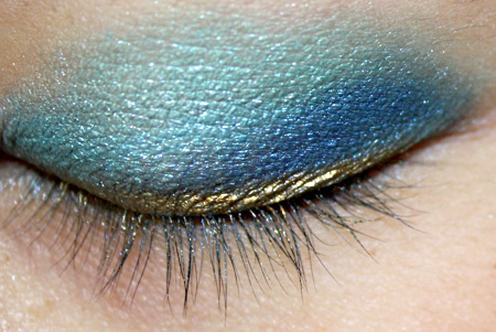 makeup tutorial blue green gold teal