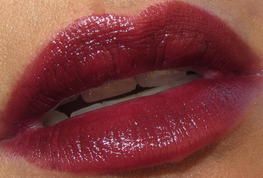 mac venomous villains review swatches photos maleficent dark deed lipstick