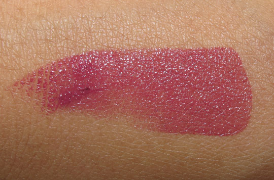 hourglass femme rouge lipstick review swatch