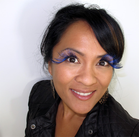 karen from makeup and beauty blog wearing nyx special effects lashes in midnight walts