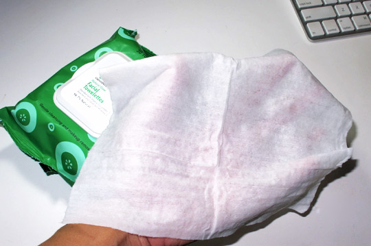 yes to cucumbers facial towelettes review in hand