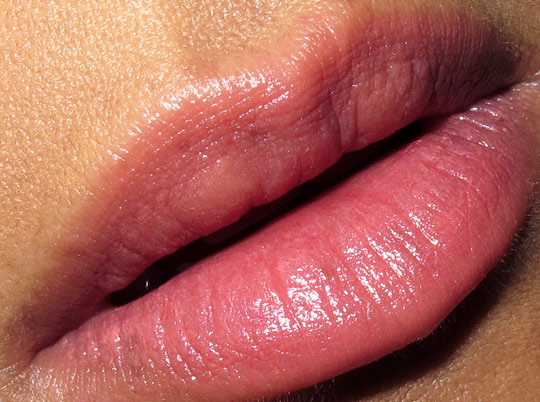 Chanel Peregrina Rouge Coco lip swatch