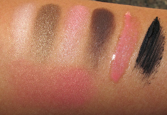 clinique pretty in prints swatches with flash
