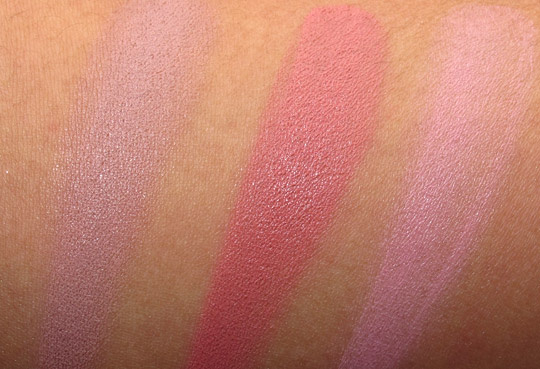 mac cremeblend swatches with the flash