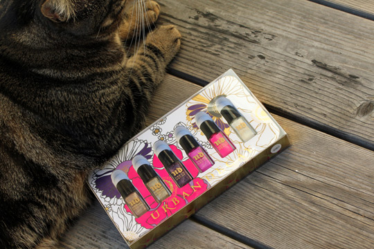 Urban Decay Rollergirl Nail Kit paws