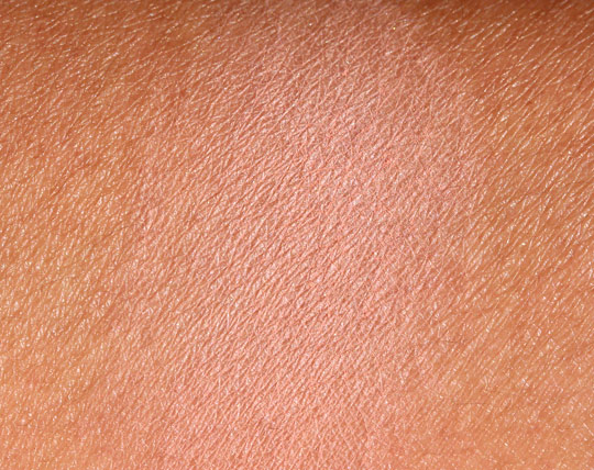 MAC In the Abstract Highlighter swatch