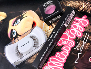 Miss Piggy for MAC Collection
