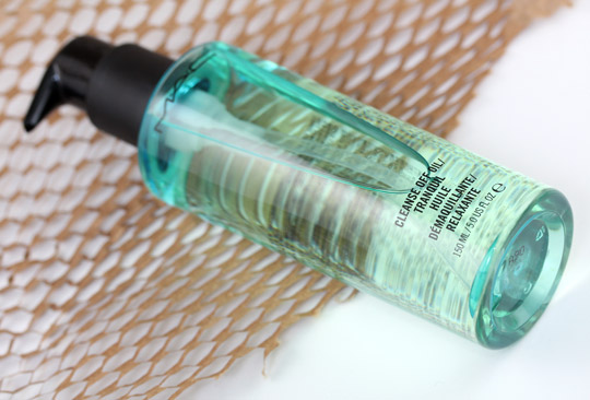 mac cleanse off oil tranquil review (2)