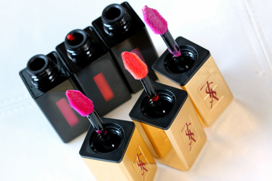 Yves Saint Laurent ROUGE PUR COUTURE Vernis A Levres Glossy Stain (8)