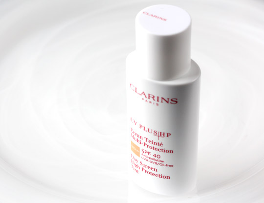 clarins day screen high protection tint bottle standing
