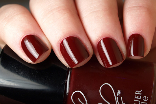 How to do a salon perfect manicure