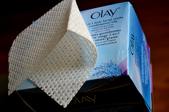 olay-daily-facials-cleansing-cloths