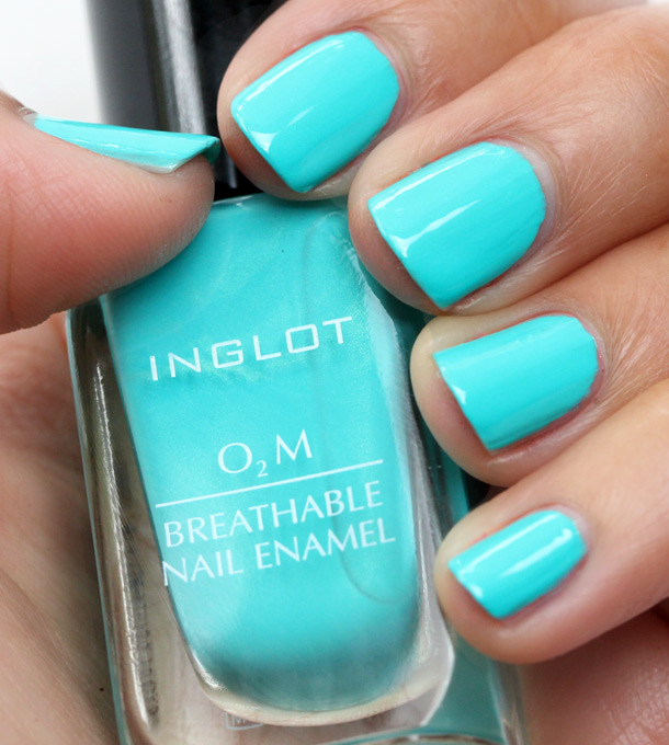 Inglot O2M Nail Enamels Review and Swatches