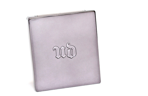 Urban Decay Naked Skin Ultra Definition Pressed Finishing Powder packaging front