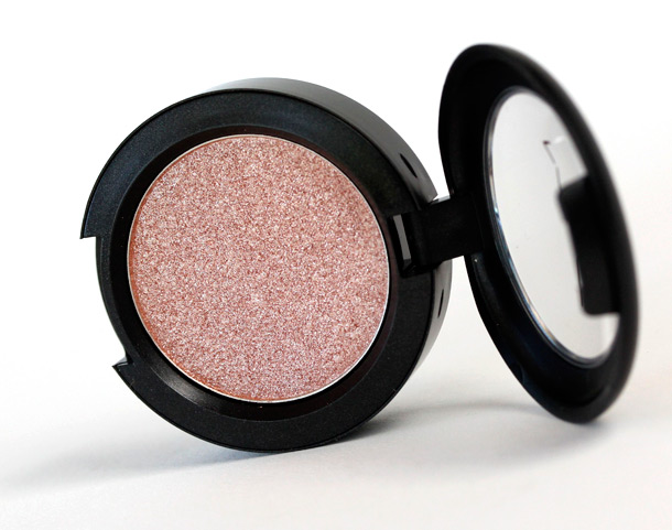 MAC Summer Honey Presed Pigment, a pastel coral with a frost finish