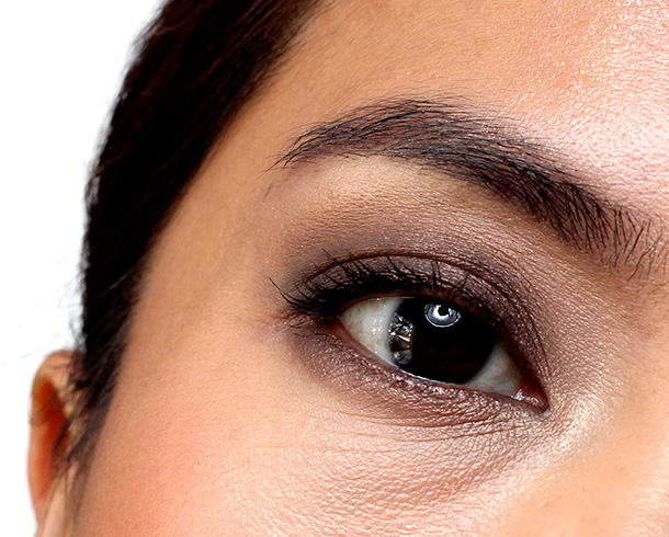 Clarins Essentials Eye Palette eye closeup