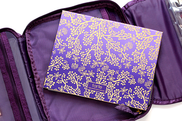 Tarte The Tarte of Giving Collectors Set Travel Bag Eye Palette