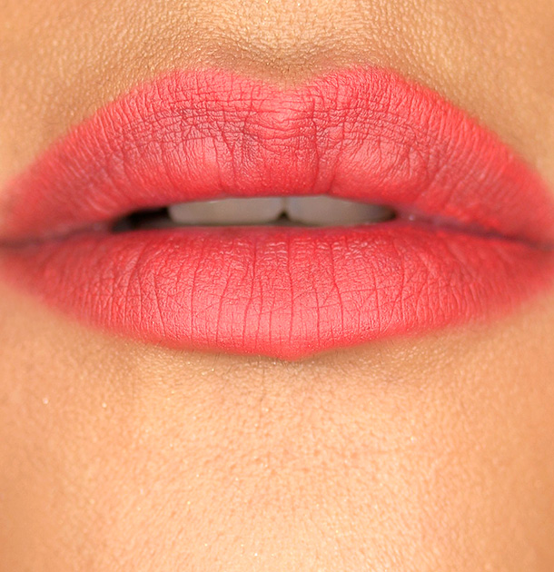 Hourglass Panoramic Lip Pencil in Muse Swatch