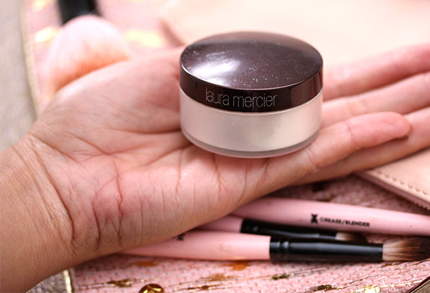 Laura Mercier Secret Brightening Powder: An Unsung Makeup Hero