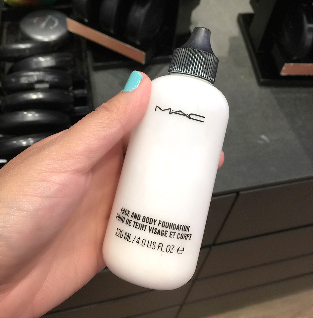 mac face and body white