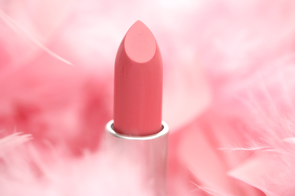 mac long legged fabulous lipstick