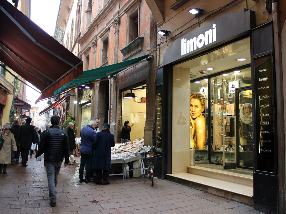 Limoni Beauty Store Bologna Italy