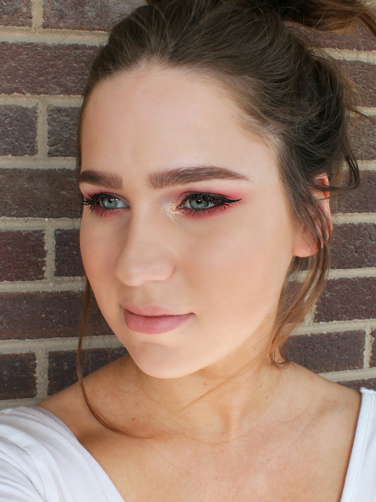 Pink eyeshadow makeup tutorial