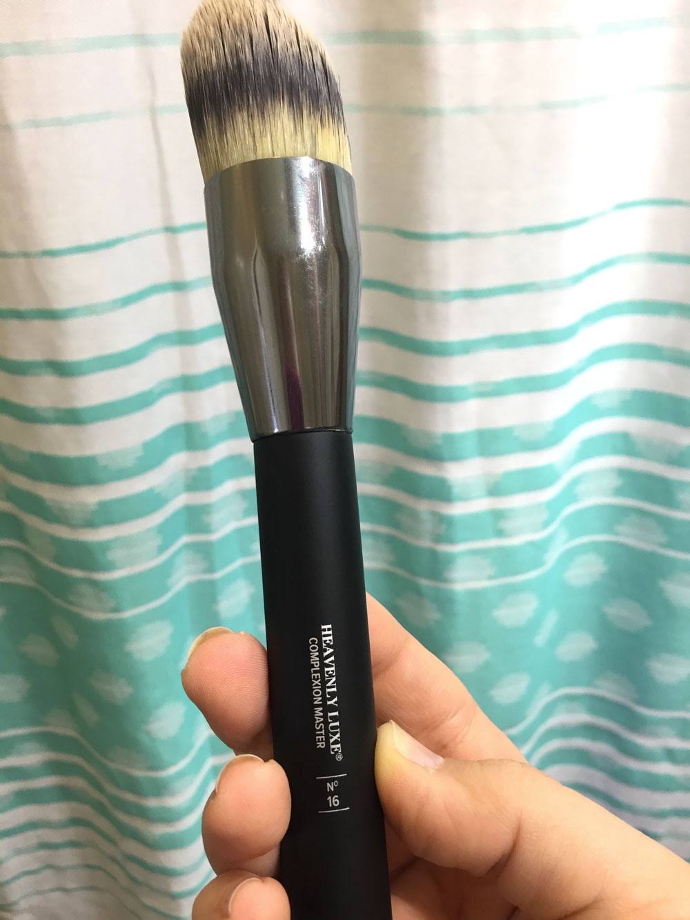 Heavenly Luxe Complexion Master No. 16 brush