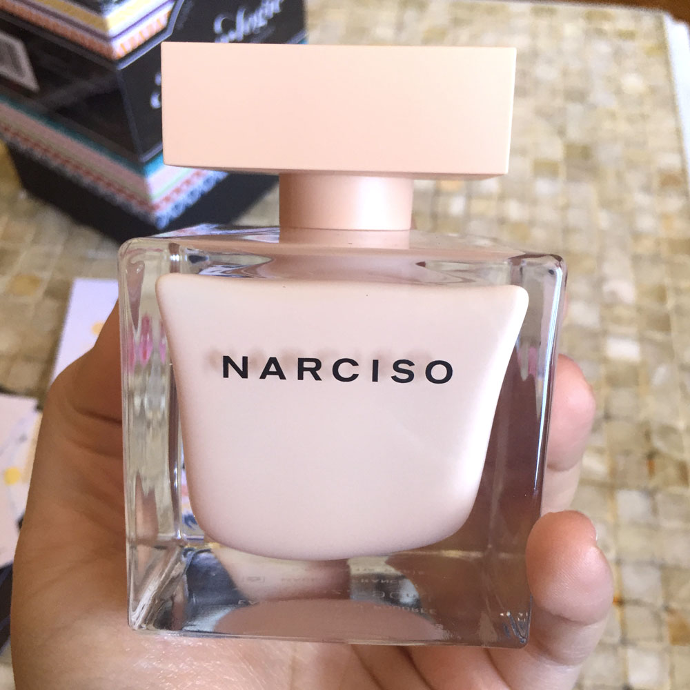 Narciso-Rodriguez-for-her-Eau-de-Parfum-2