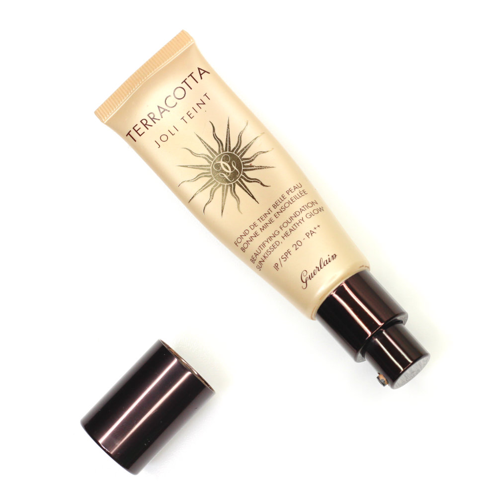 Guerlain Terracotta Joli Teint Beautifying Foundation Natural Sunkissed Makeup Look How-to