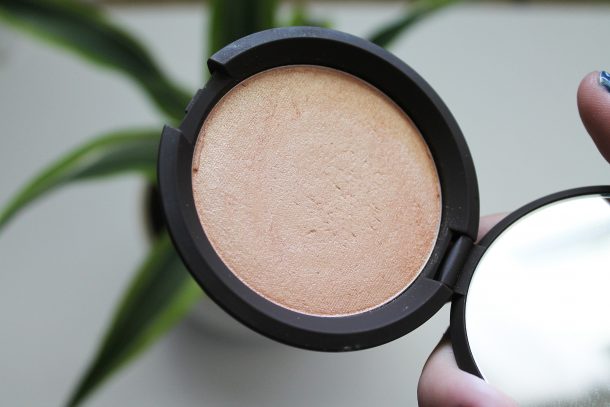 Becca Shimmering Skin Perfector in Champagne Pop