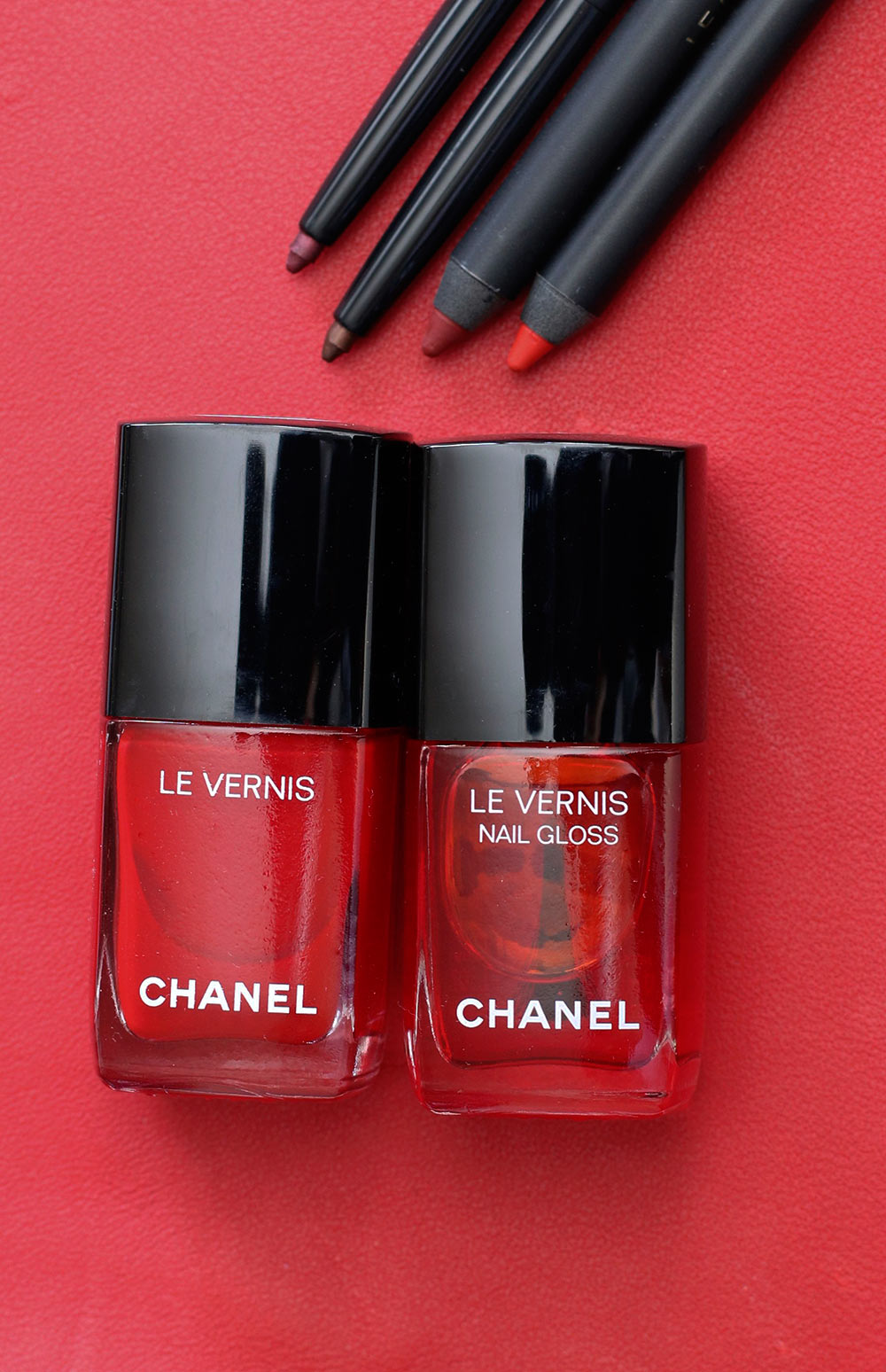 chanel le rouge collection no 1 nails and liners